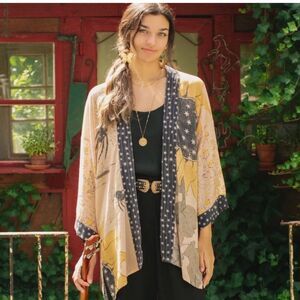 Market of Stars Milk & Honey Kimono Cardigan one size
